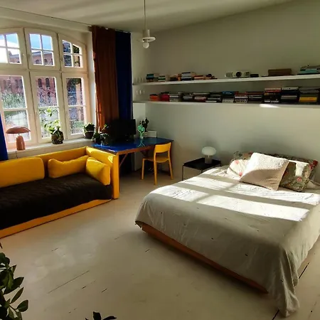 Apartment Old Town On Olowianka Island With Garden